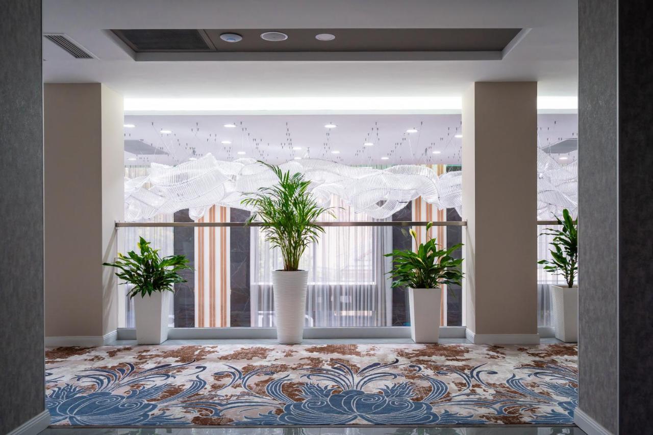 Cosmopolitan Hotel Szymkent Zewnętrze zdjęcie