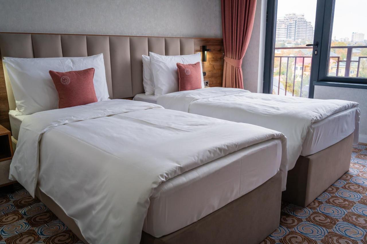 Cosmopolitan Hotel Szymkent Zewnętrze zdjęcie
